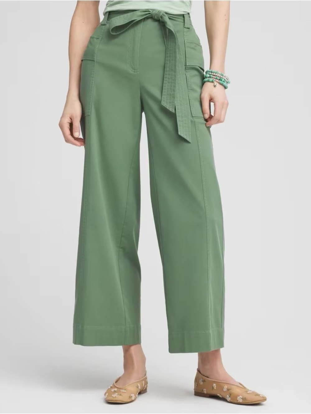 NWT Chico’s  Belted Twill Utility Cropped Pants.